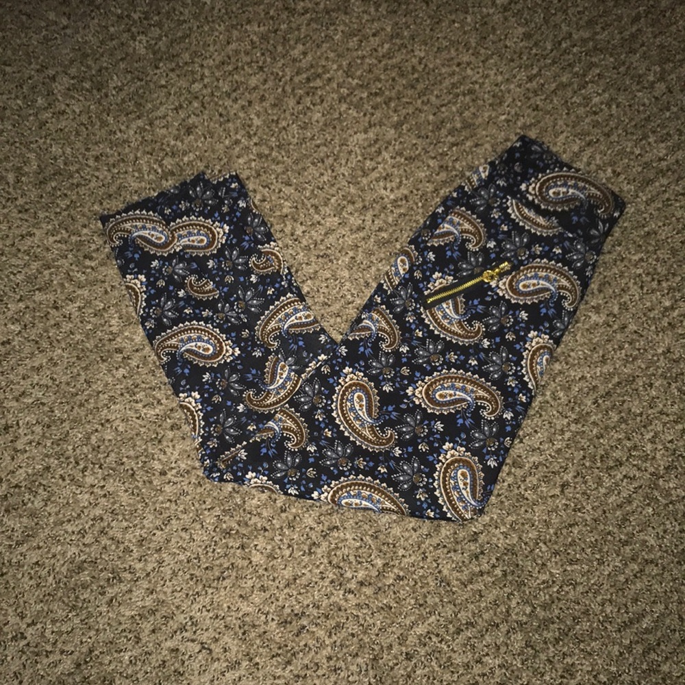 Paisley design leggings